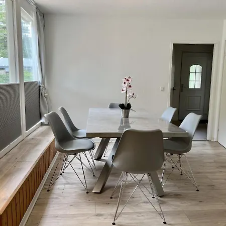 Town Meets Country Holiday home