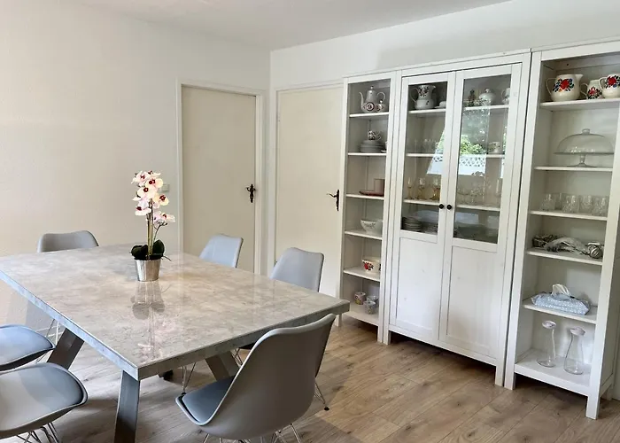 Town Meets Country Holiday home *